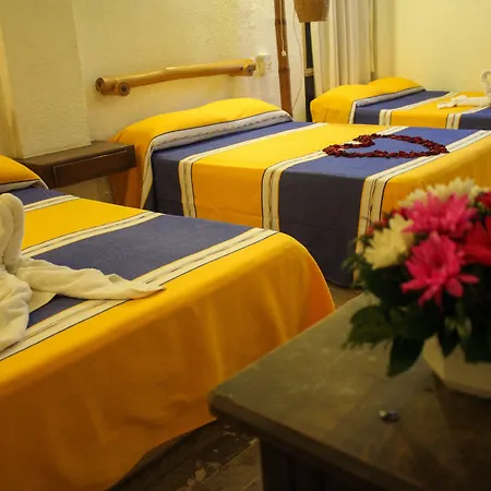 Hotel Corona Zihua