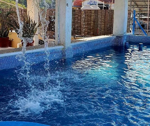 Zihua Hotel 3*